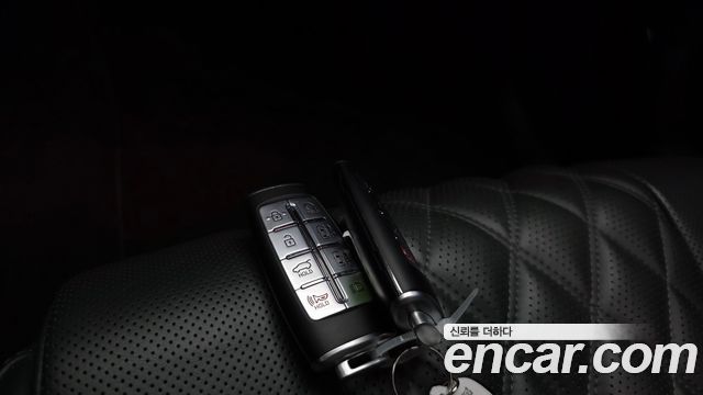 Genesis GV80 2021 — photo 31