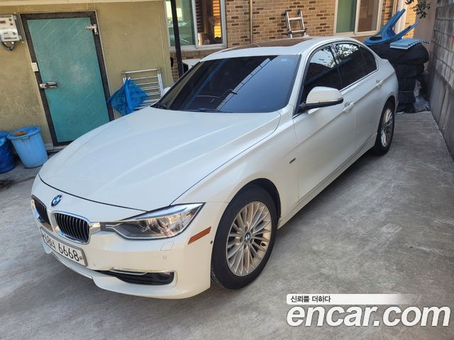 BMW 3-Series 2012 — photo 3