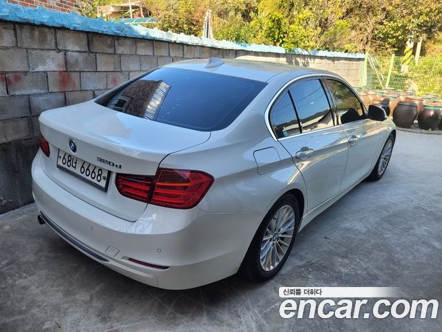 BMW 3-Series 2012 — photo 5