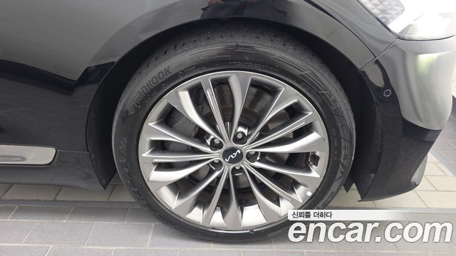 Kia K9 2022 — photo 7