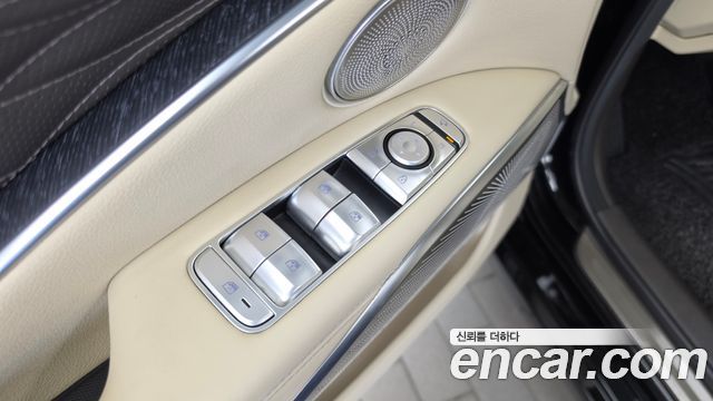 Kia K9 2022 — photo 29