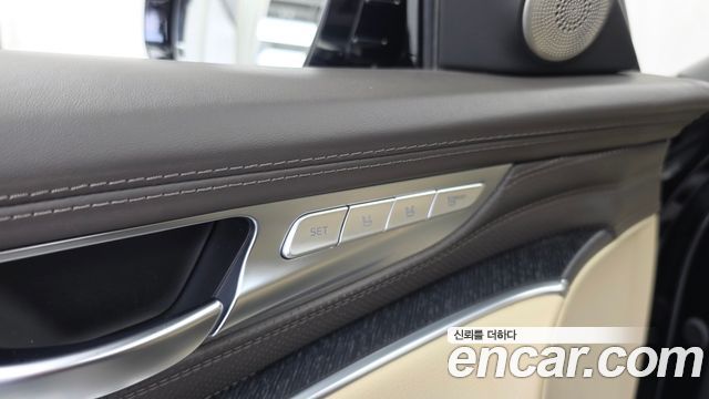 Kia K9 2022 — photo 36