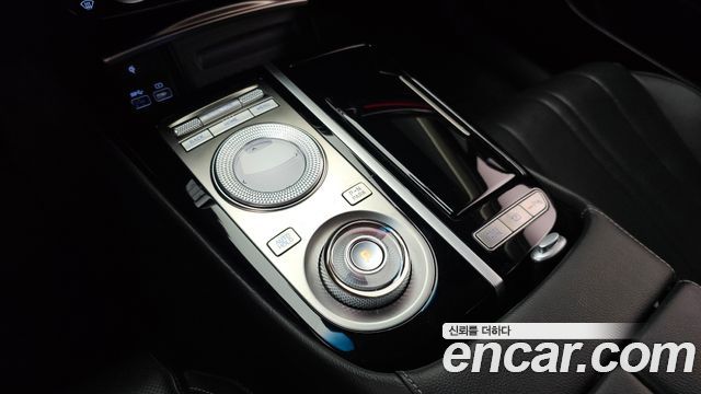 Genesis G80 2022 — photo 9