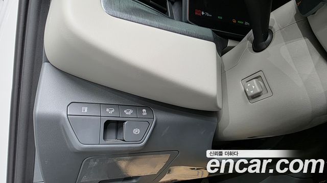 Kia EV9 2024 — photo 27