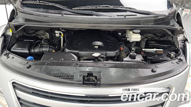 Hyundai Starex 2017 — photo 6