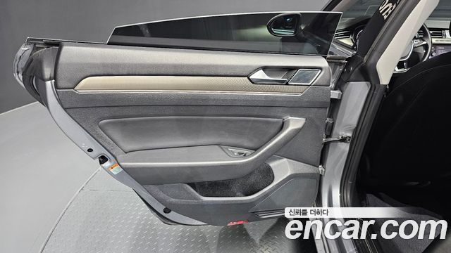 Volkswagen Arteon 2019 — photo 15