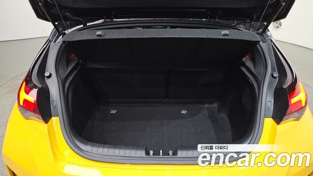 Hyundai Veloster 2019 — photo 20