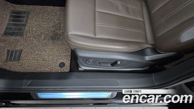 Audi Q4 e-tron 2025 — photo 29