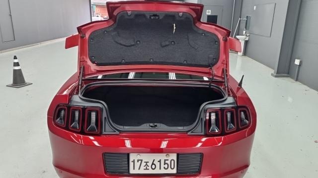 Ford Mustang 2014 — photo 16