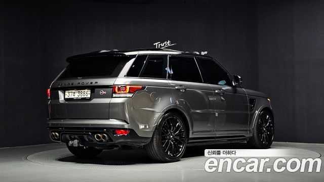 Land Rover Range Rover Sport 2016 — photo 2