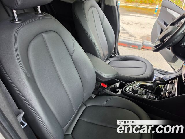 BMW 2-Series 2016 — photo 11