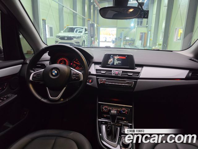 BMW 2-Series 2016 — photo 20