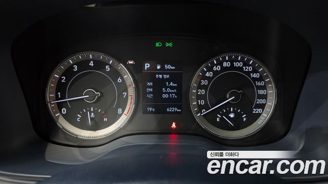 Hyundai Venue 2020 — photo 8
