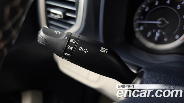 Hyundai Venue 2020 — photo 16