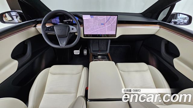 Tesla Model X 2026 — photo 10
