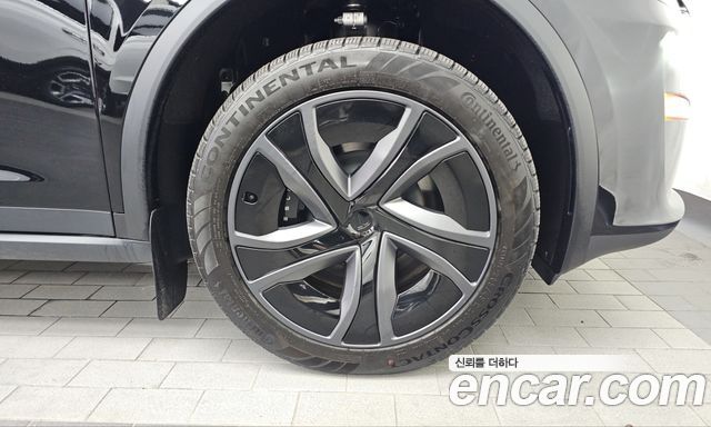 Tesla Model X 2026 — photo 7
