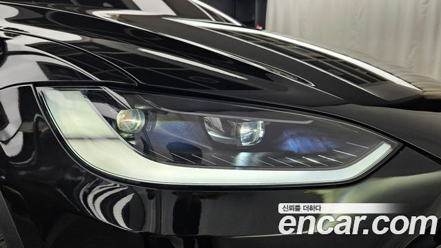 Tesla Model X 2026 — photo 8