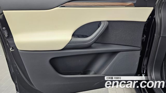 Tesla Model X 2026 — photo 14