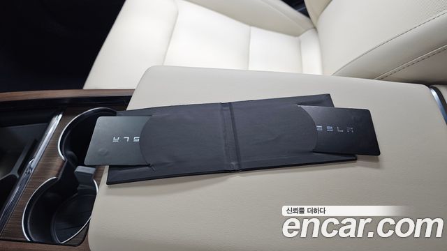 Tesla Model X 2026 — photo 38