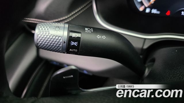 Genesis GV80 2020 — photo 34