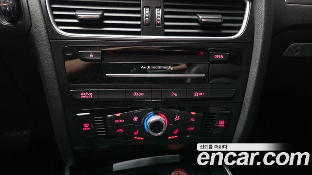 Audi A4 2013 — photo 22