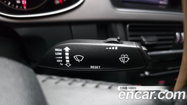Audi A4 2013 — photo 30