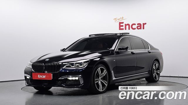 BMW 7-Series 2019 — photo 1