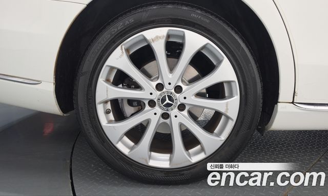 Mercedes-Benz E-Class 2019 — photo 5