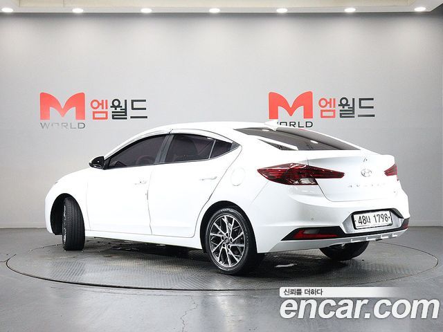 Hyundai AVANTE 2019 — photo 4