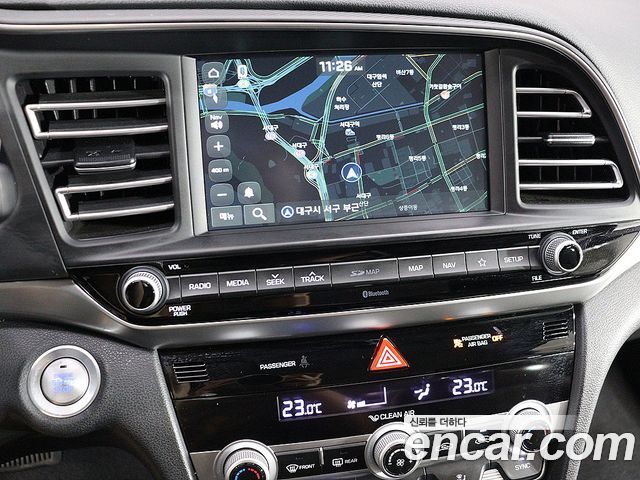 Hyundai AVANTE 2019 — photo 9
