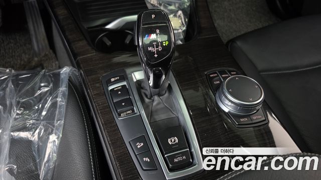 BMW X4 2017 — photo 9
