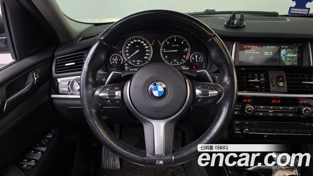 BMW X4 2017 — photo 12