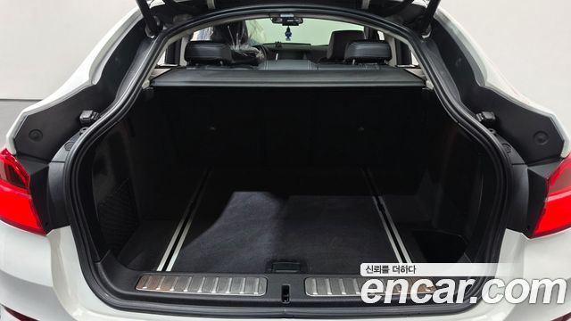 BMW X4 2017 — photo 19