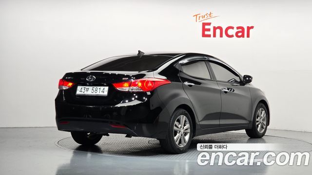 Hyundai AVANTE 2013 — photo 2