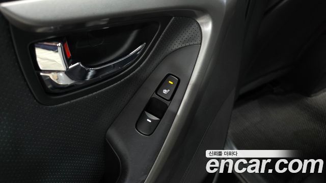 Hyundai AVANTE 2013 — photo 17