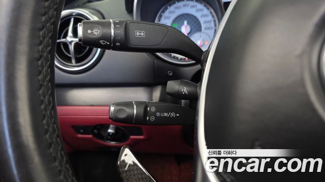 Mercedes-Benz SL-Class 2016 — photo 12