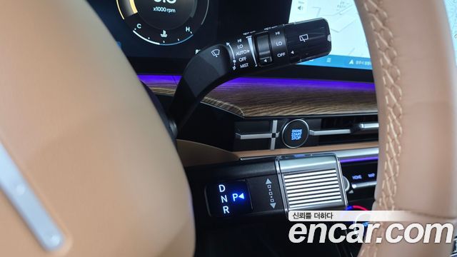 Hyundai Santafe 2025 — photo 12