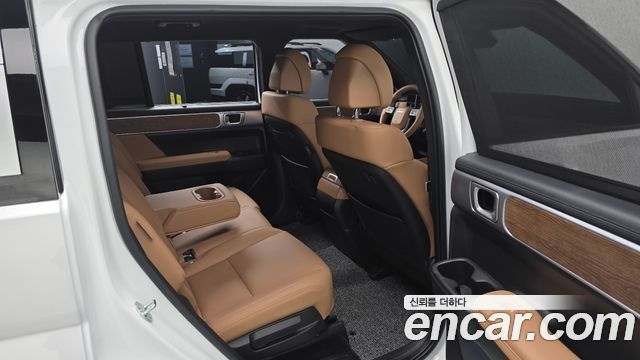 Hyundai Santafe 2025 — photo 17