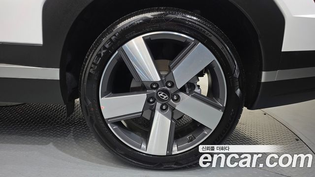 Hyundai Santafe 2025 — photo 7