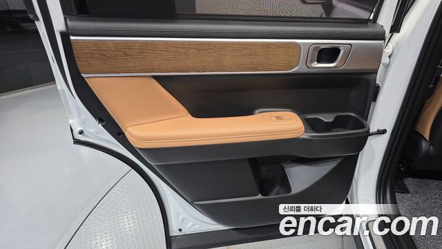 Hyundai Santafe 2025 — photo 15