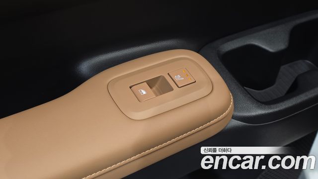 Hyundai Santafe 2025 — photo 28