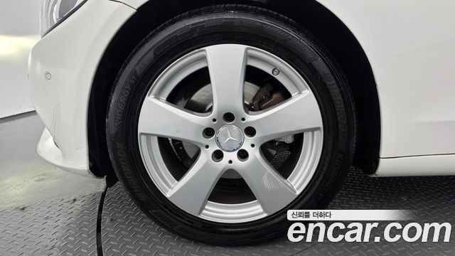 Mercedes-Benz C-Class 2016 — photo 5
