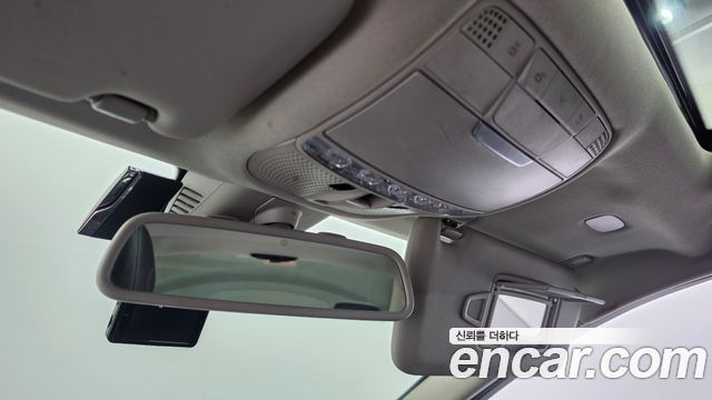Mercedes-Benz C-Class 2016 — photo 18