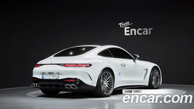 Mercedes-Benz AMG GT 2025 — photo 2