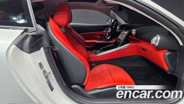 Mercedes-Benz AMG GT 2025 — photo 11