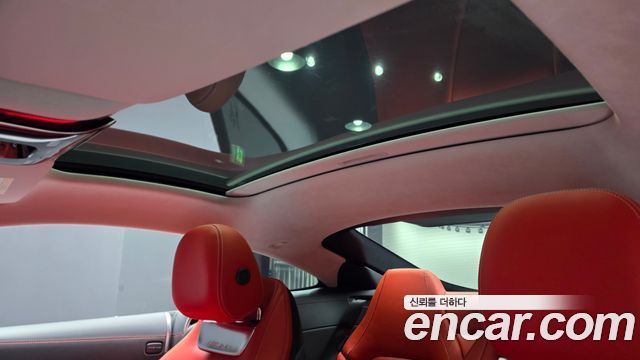Mercedes-Benz AMG GT 2025 — photo 18