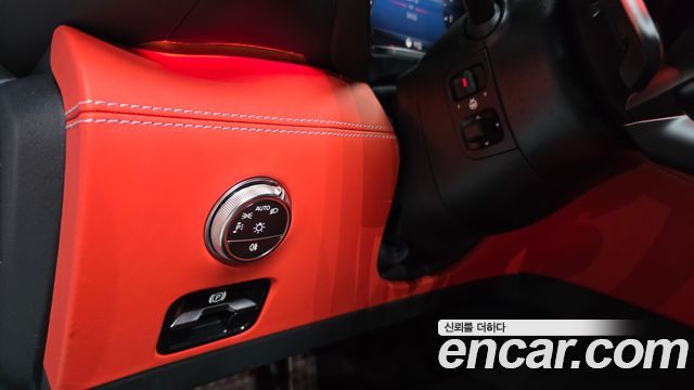Mercedes-Benz AMG GT 2025 — photo 19