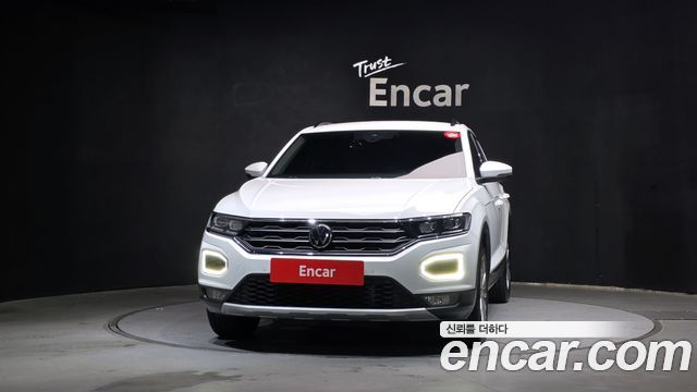 Volkswagen T-Roc 2021 — photo 3