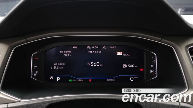 Volkswagen T-Roc 2021 — photo 11