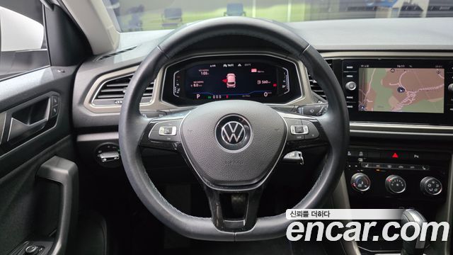 Volkswagen T-Roc 2021 — photo 19